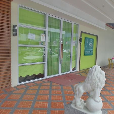 Dragon Inn Miri Exterior foto