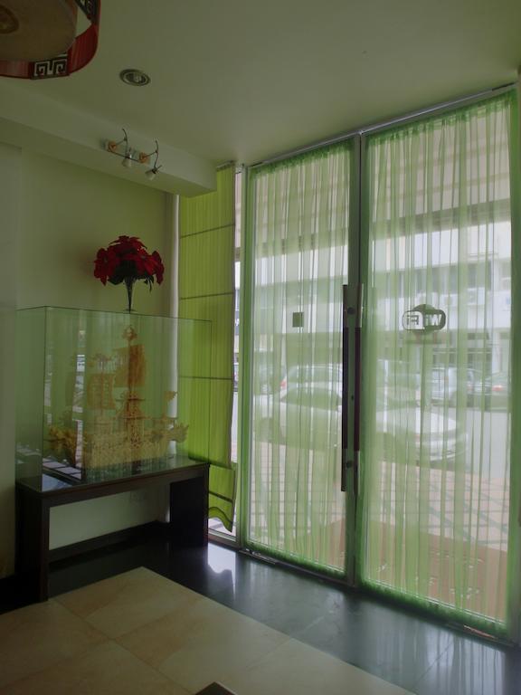 Dragon Inn Miri Exterior foto