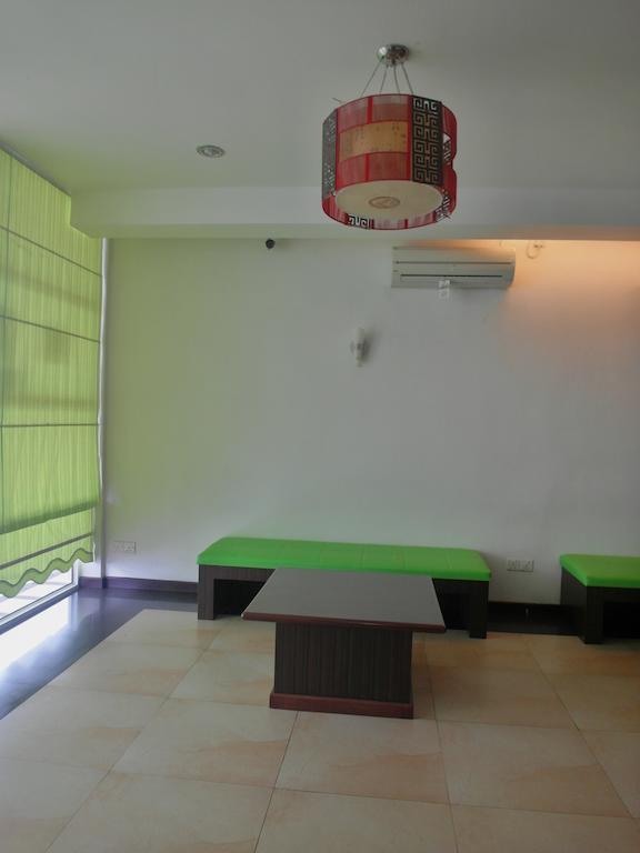 Dragon Inn Miri Exterior foto